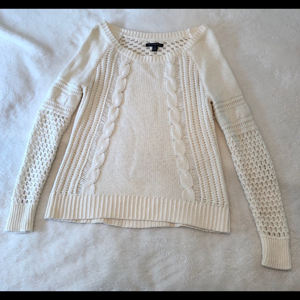 American Eagle Sweater